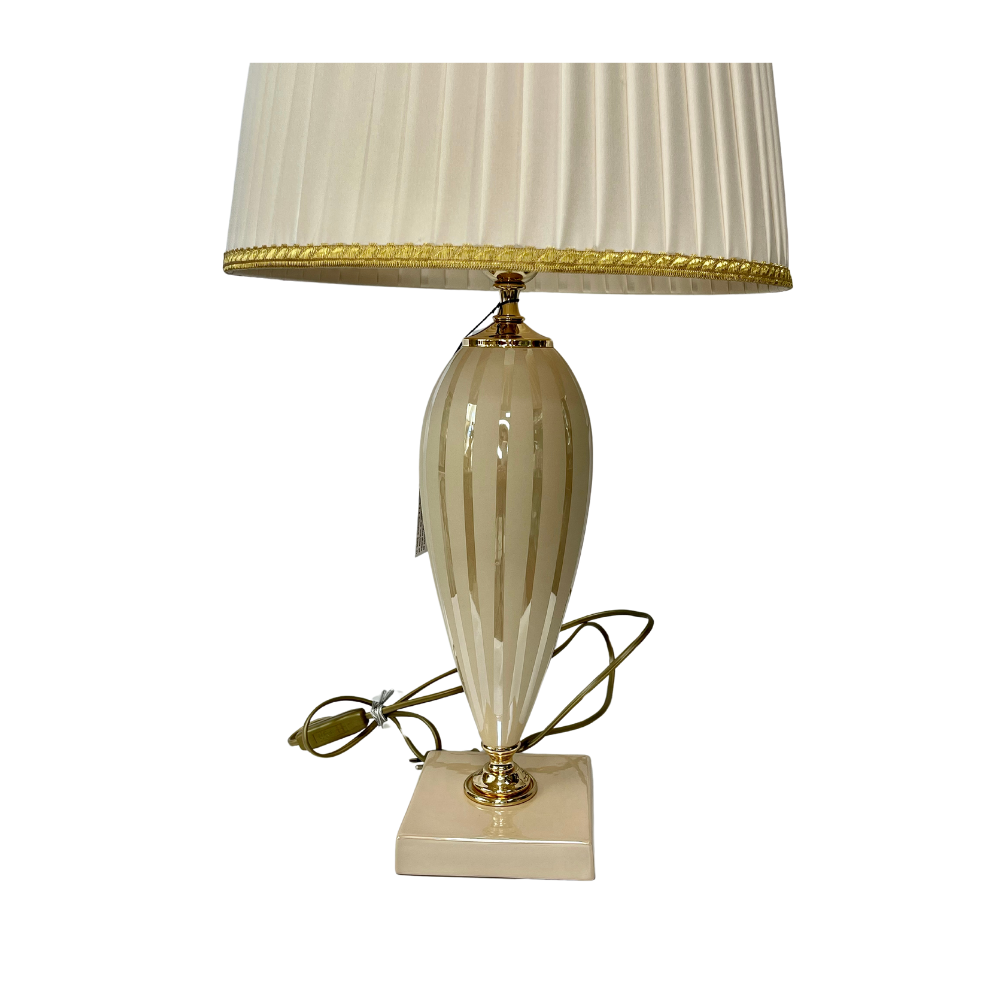 Lampada Luigi Greco con base in porcellana Champagne e bianca con finiture in oro - rif. 2885G