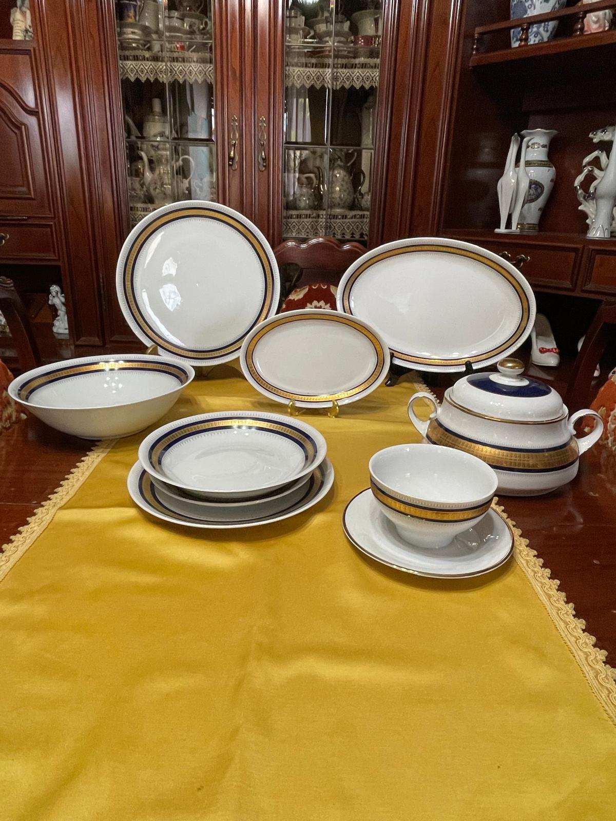 Servizio completo piatti,caffè e tè winterling bavaria in oro zecchino e blu cobalto- rif. AGATA1