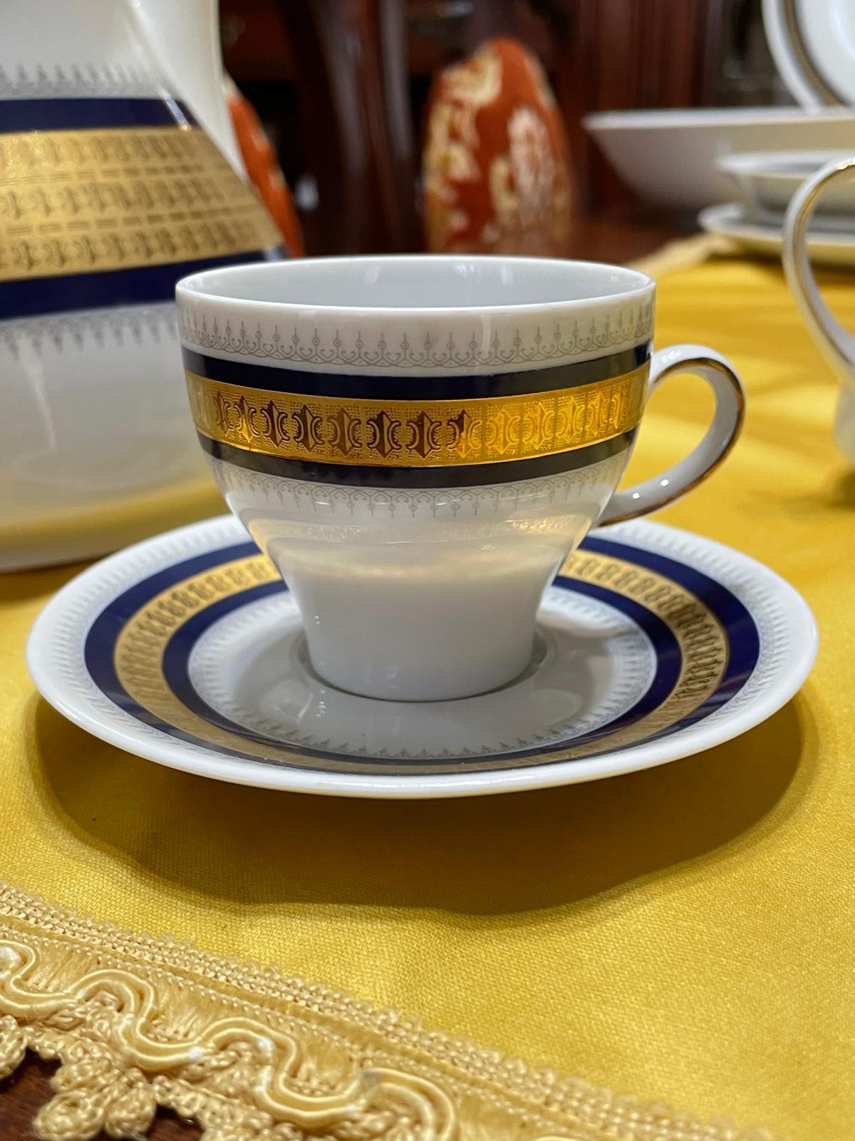 Servizio completo piatti,caffè e tè winterling bavaria in oro zecchino e blu cobalto- rif. AGATA1