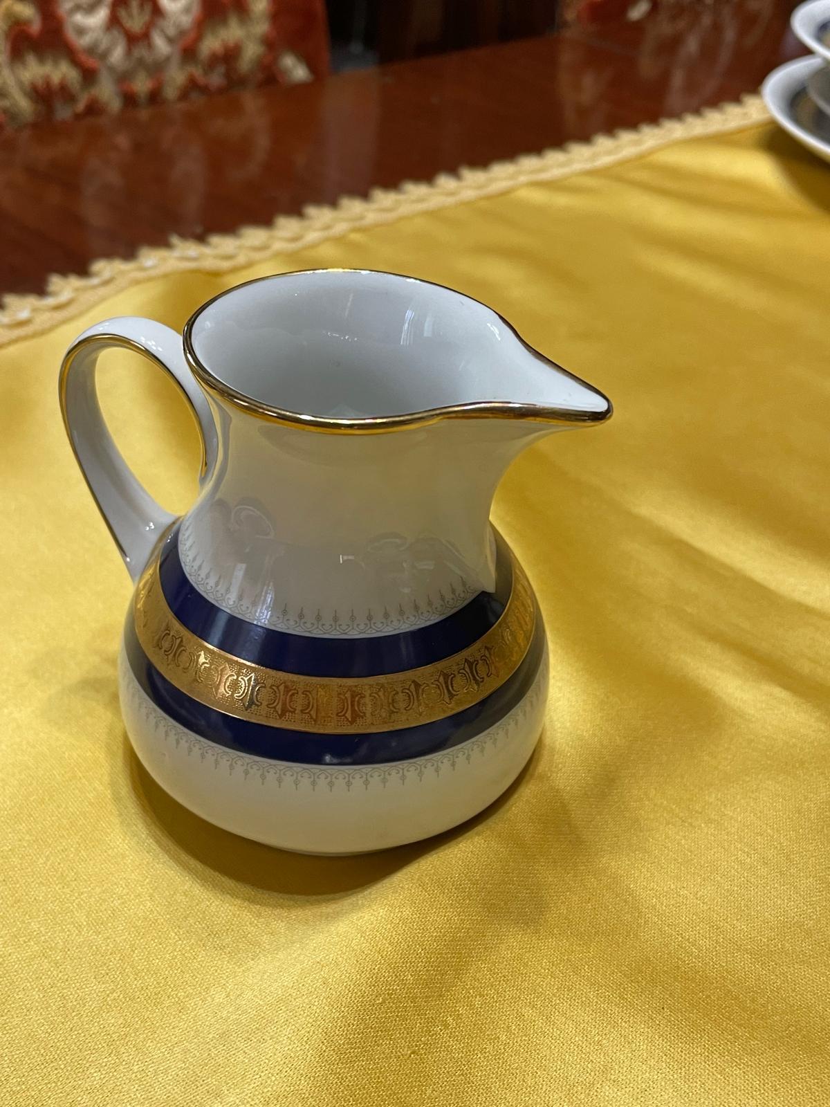 Servizio completo piatti,caffè e tè winterling bavaria in oro zecchino e blu cobalto- rif. AGATA1